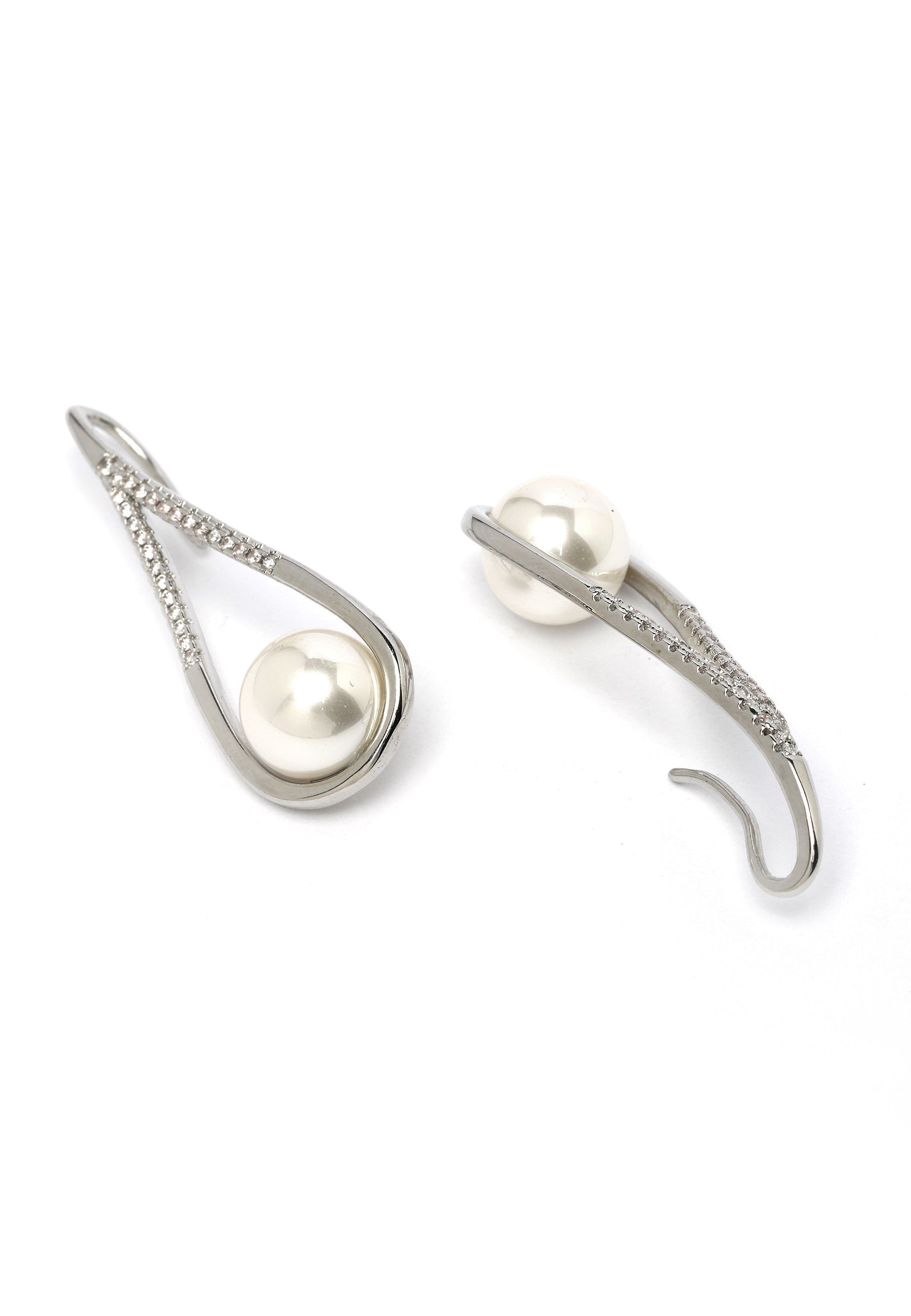 Boucles d'oreilles en goutte moderne